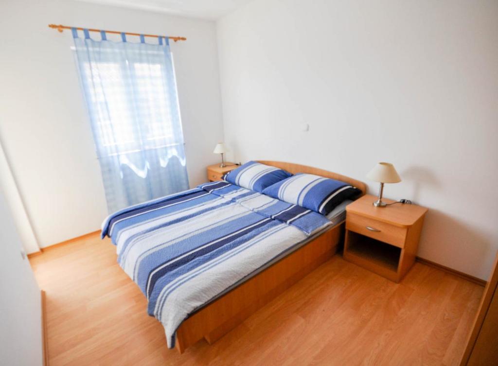 Ana M Apartments Новиград Экстерьер фото