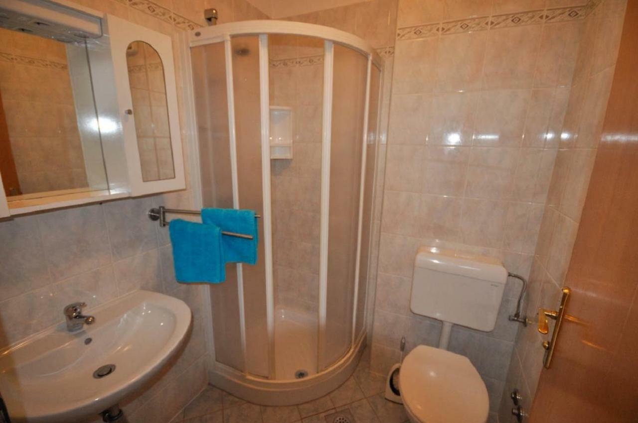 Ana M Apartments Новиград Экстерьер фото