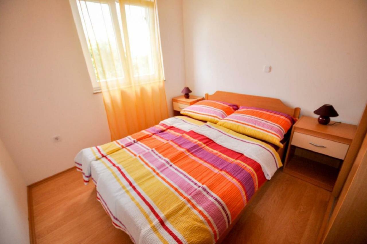 Ana M Apartments Новиград Экстерьер фото