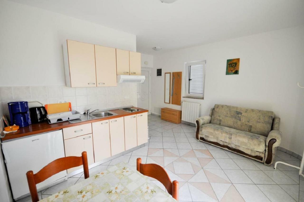 Ana M Apartments Новиград Экстерьер фото